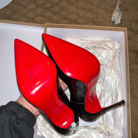 New louboutins so Kate - Picture 2 of 13